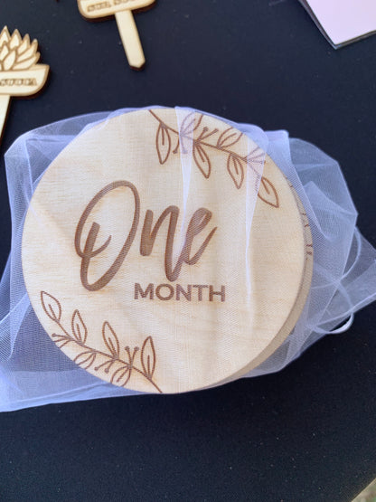 Baby Monthly Milestone Marker Discs with Personalization, Engraved Wood Monthly Milestone Markers